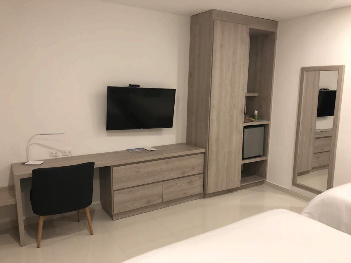 Hotel Sexta Avenida Inn Montería Esterno foto