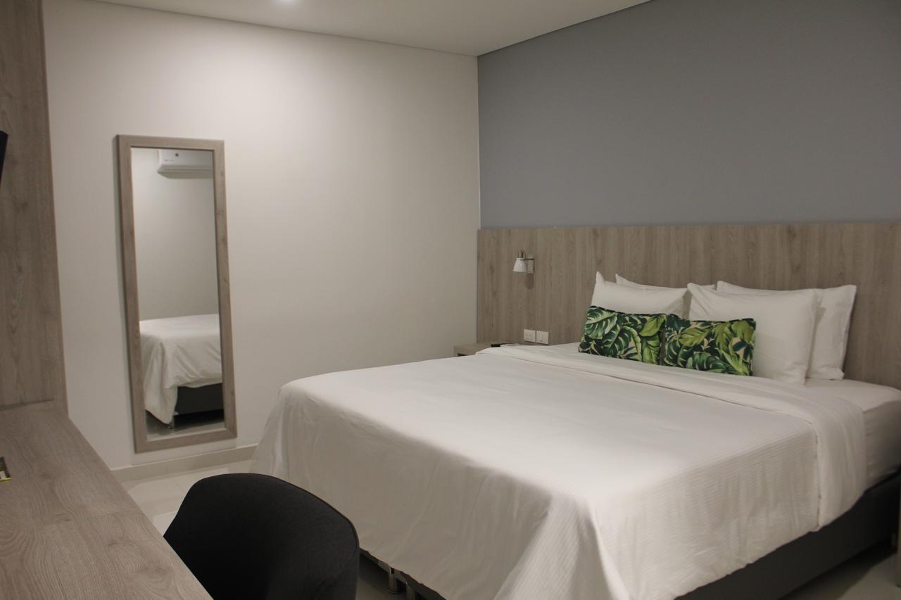 Hotel Sexta Avenida Inn Montería Esterno foto
